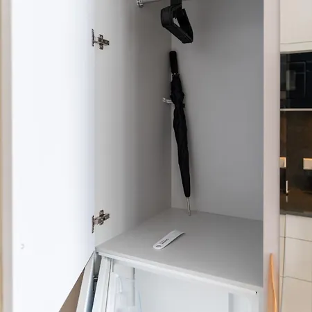 Compact - 5 Min From Bus Station Riga